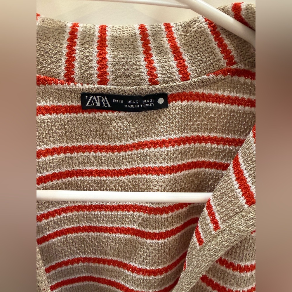 Zara Retro Striped V-Neck Short Sleeve Top - Picture 4 of 5